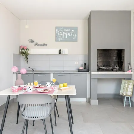 Holiday home Romantica By Interhome