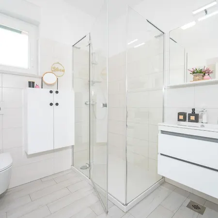 Romantica By Interhome