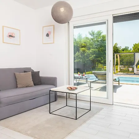 Holiday home Romantica By Interhome Nedescina